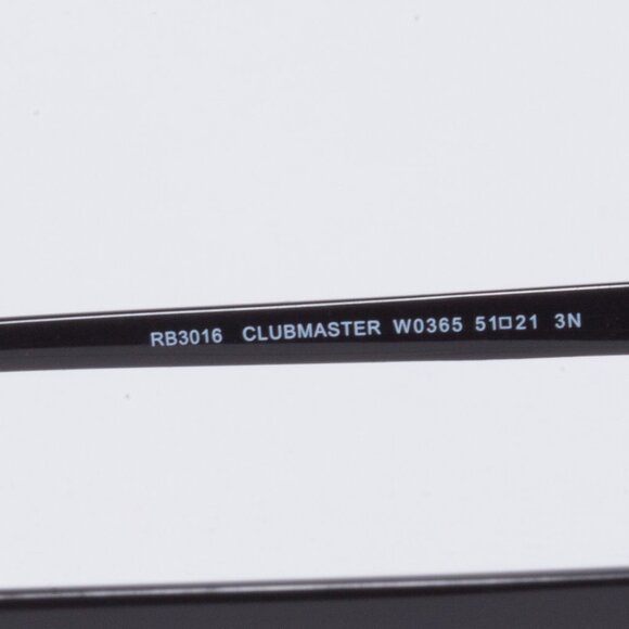 Ray-Ban RB3016-W365 Clubmaster  Black Frame Green Lenses 51mm Unisex Italy Made - Picture 10 of 12